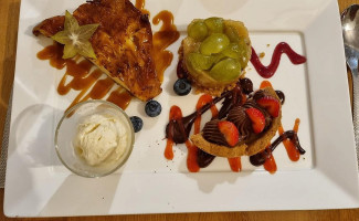 Le P'tit Noirmout food