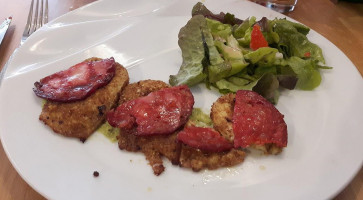 Le P'tit Noirmout food