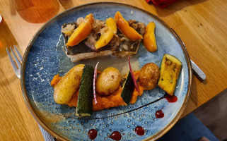 Le P'tit Noirmout food