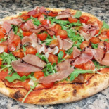 Pizza Les Deux Frères food