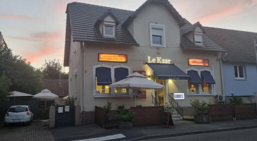 Le Ksar outside