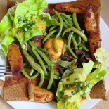 Les Tables De La Gare Nourriture