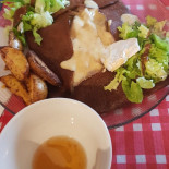 Les Tables De La Gare Nourriture