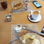 Les Tables De La Gare Boisson