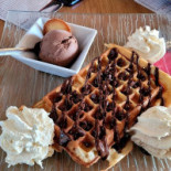 Les Tables De La Gare Nourriture