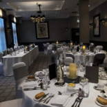 La Bonne Auberge Dentro