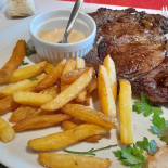 La Bonne Auberge Comida