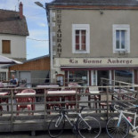 La Bonne Auberge Extérieur