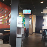 Mcdonald's Dentro