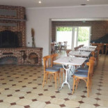 Le Dolmen De Ronyly's À l'intérieur