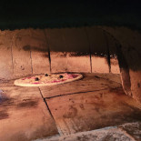 Baraka La Guinguette Pizzeria Pizza Exterior