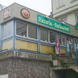 Au Petit Gourmet Exterior