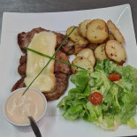 L'Authentik Café food