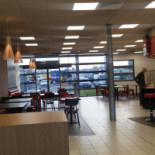 Total Petrol Station Access À l'intérieur