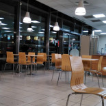 Total Petrol Station Access À l'intérieur