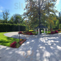 Zámeček Petrovice Restaurace Extérieur