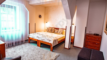 Restaurace Na Rozcestí À l'intérieur