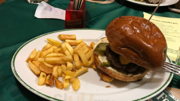 U Prince Miroslava Nourriture