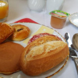 Château de la Cazine food