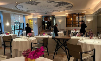 Pierre Gagnaire Dentro