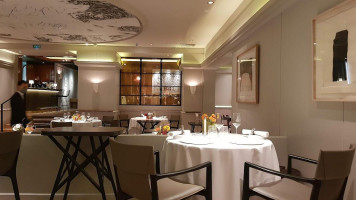 Pierre Gagnaire Dentro