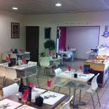 Le Hangar À l'intérieur