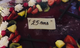 Le Sainte Cécile food