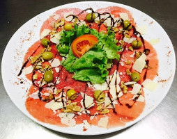 Le Sainte Cécile food