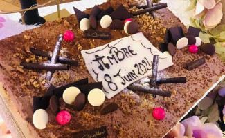 Le Sainte Cécile food