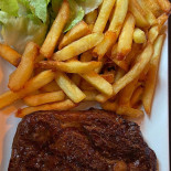 L'enfant De Coeur Nourriture