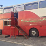 La Pizzaiola Exterior