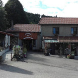 Auberge de Grange Rouet outside