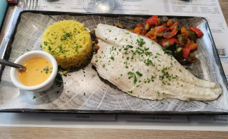 Le Grand Lejon Comida