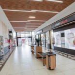 Centre Commercial Carrefour Dinan Quevert Exterior