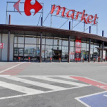 Centre Commercial Carrefour Dinan Quevert Exterior