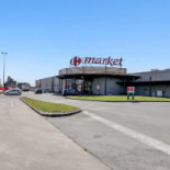 Centre Commercial Carrefour Dinan Quevert Exterior