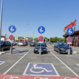 Centre Commercial Carrefour Dinan Quevert Exterior