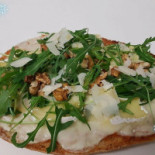 Pizza Loreggia Pouzols Minervois Drink