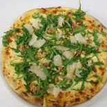 Pizza Loreggia Pouzols Minervois Food