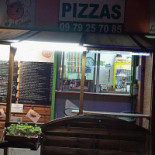 Pizza Loreggia Pouzols Minervois Outside