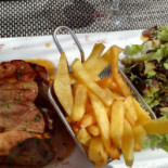 Chez Arnaud Pourrières food