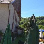 Les Grands Prés outside