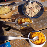 Les Grands Prés food