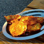 Les Grands Prés food