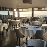 Le Restaurant de la Mer inside