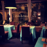 La Douceur De Vivre Dentro