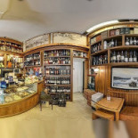 Auberge Du Pont De La Zorn inside