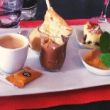 Aux Délices Des Sens food