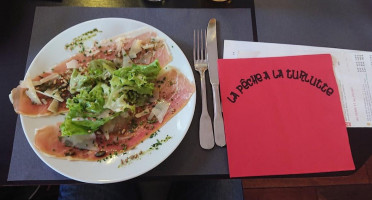 La Peche a la Turlutte food