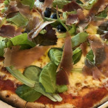 La Tour De Pizz' Pont food